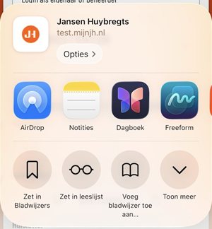 Het deelmenu van Safari met de knop Toon meer